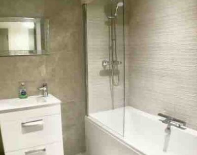 Newly Built 2 Bed Apartment with Sea Views