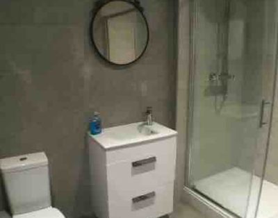 Newly Built 2 Bed Apartment with Sea Views