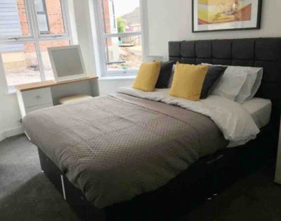 Newly Built 2 Bed Apartment with Sea Views